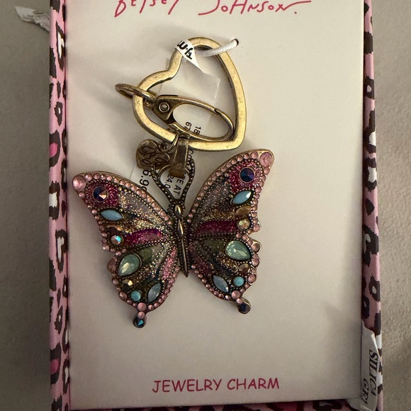 Betsey Johnson Butterfly Charm Jewelry 🦋 - Picture 2 of 2
